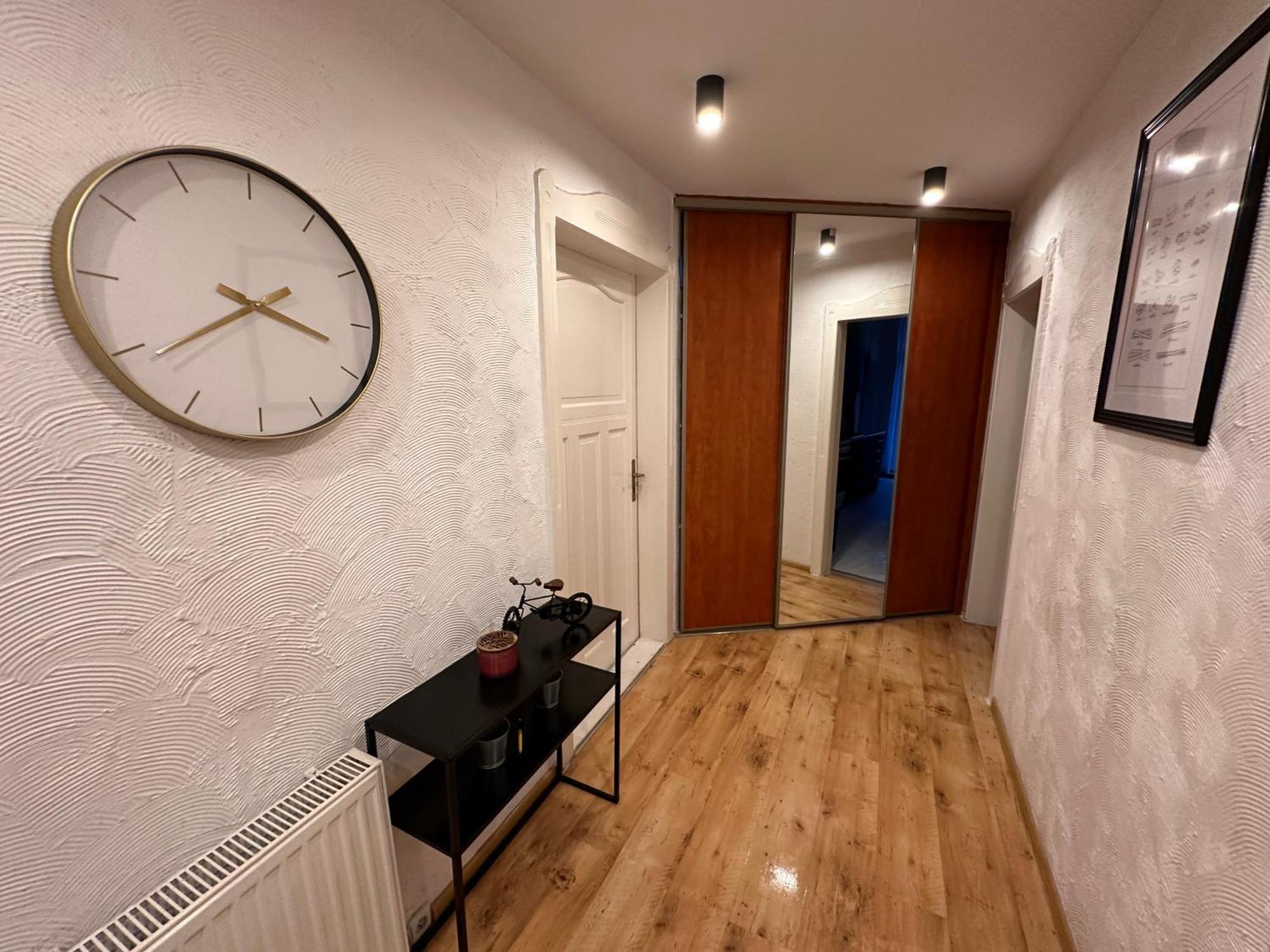 Apartamenty Ktw Central Station Kattowitz Exterior foto