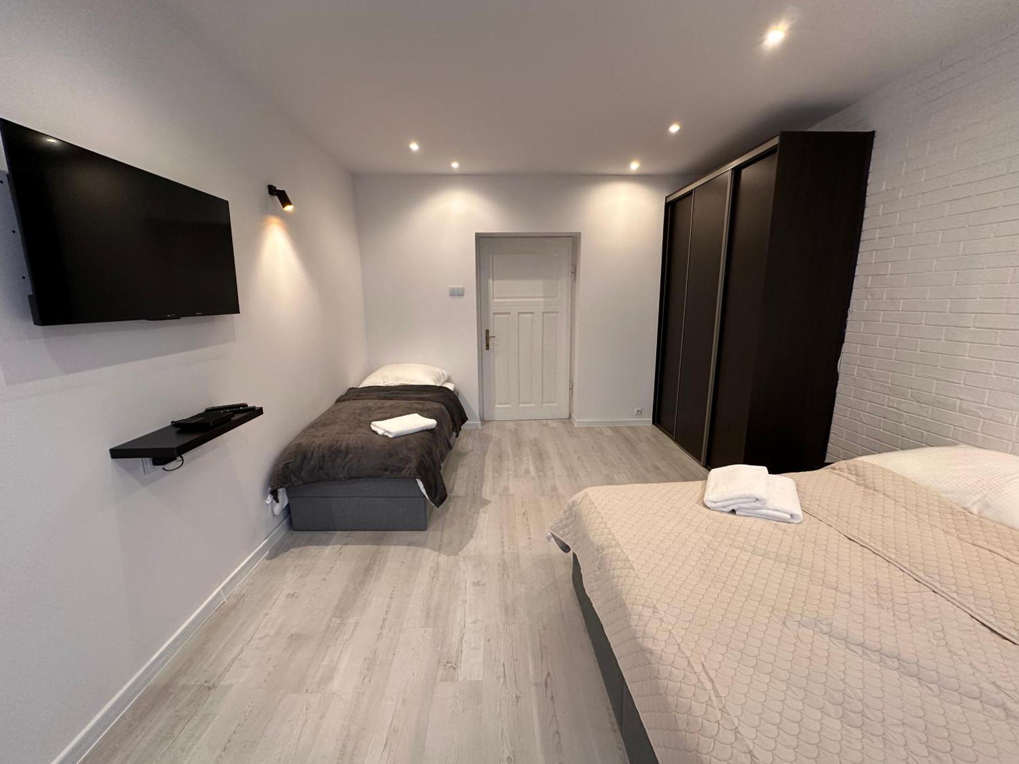 Apartamenty Ktw Central Station Kattowitz Exterior foto