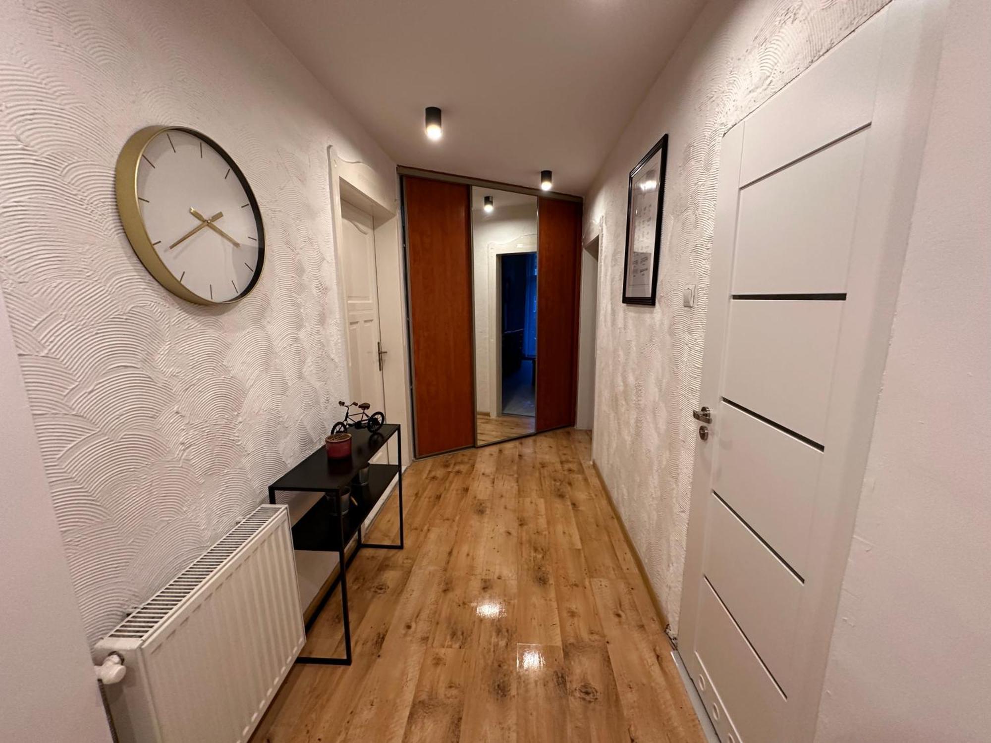 Apartamenty Ktw Central Station Kattowitz Exterior foto