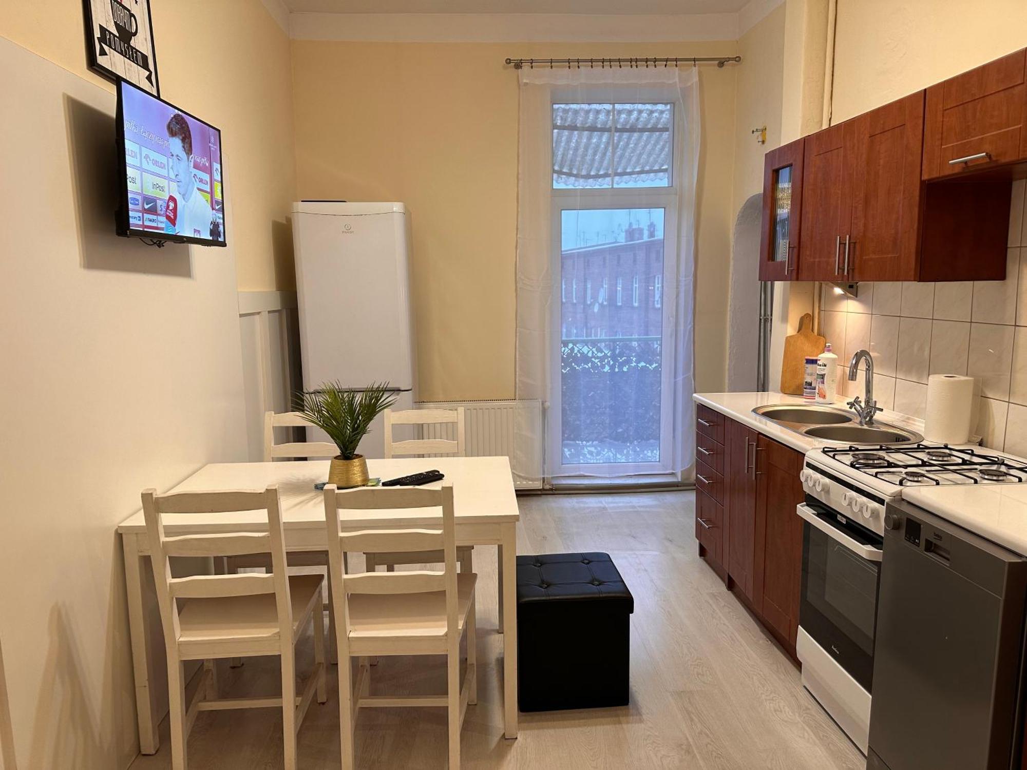 Apartamenty Ktw Central Station Kattowitz Exterior foto